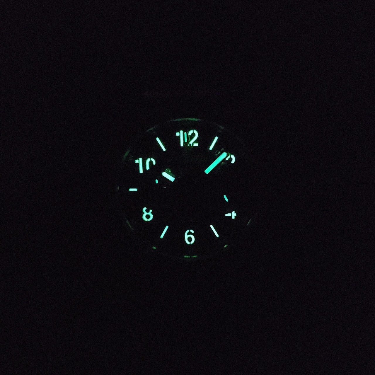719cf9407176b7c1d9d3e5444625ea28_1745219533_799.jpeg