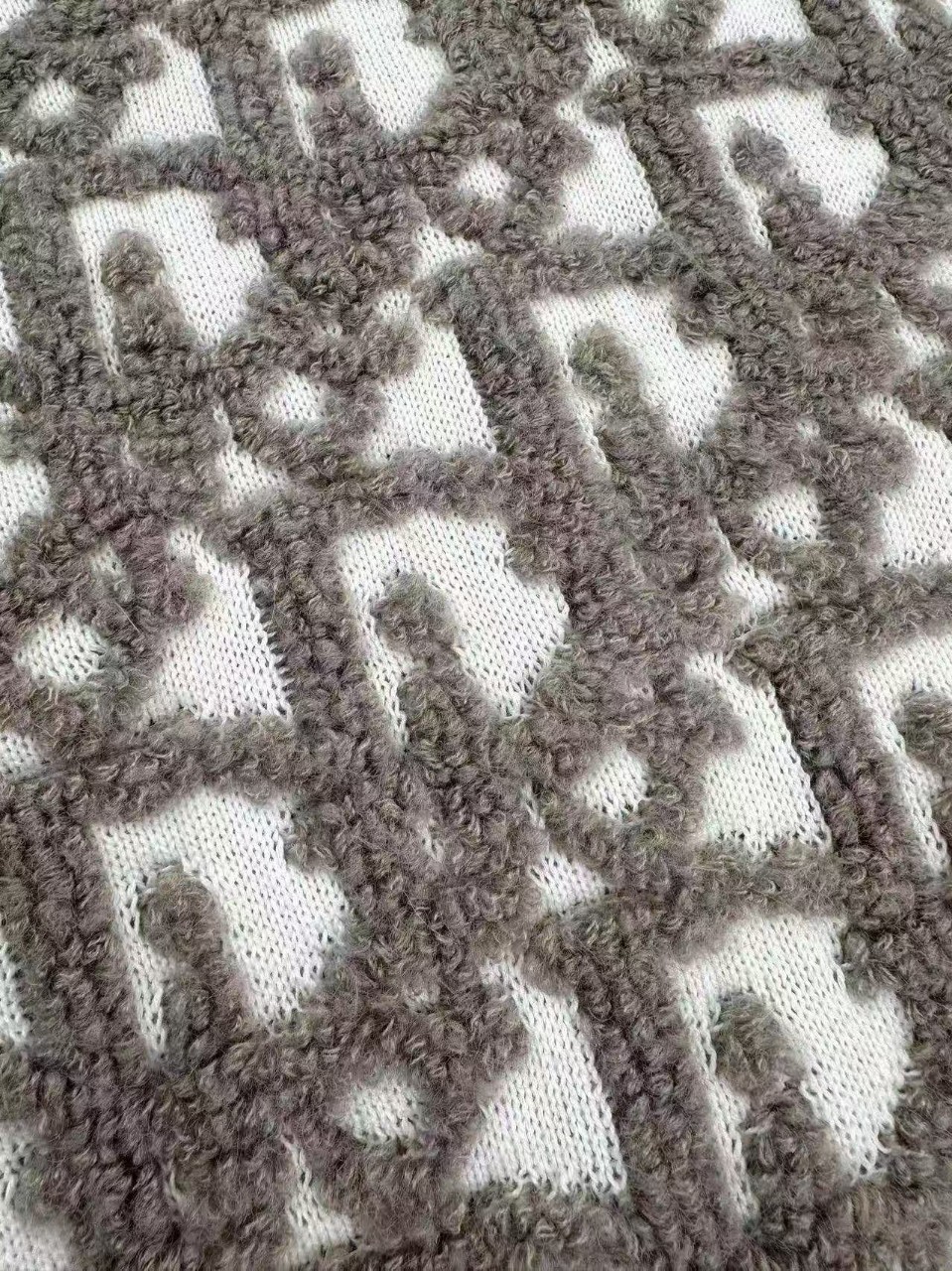 b40b10666762413718679b1f6f570617_1758029446_4525.jpeg