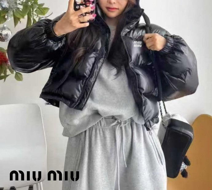 미*** 글로시 하트패딩
